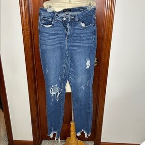 Judy Blue slim fit size 9/29 - lots of distress